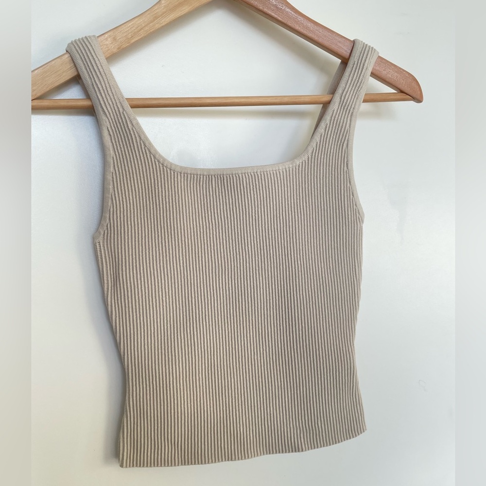 BNWOT Babaton Sculpt Knit Squareneck Tank